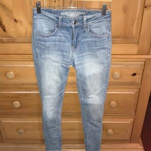 American Eagle skinny jeans